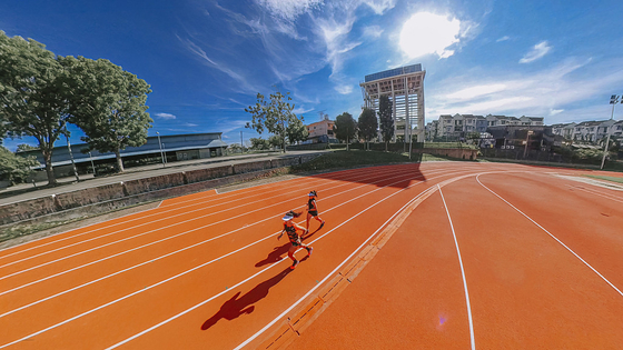 Synthetic Eco Sports Flooring 400m Standard Running Field Construction