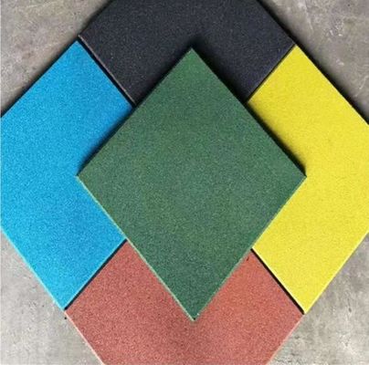 Anti Slip Interlocking Gym Flooring Wear Resistant Color Customized
