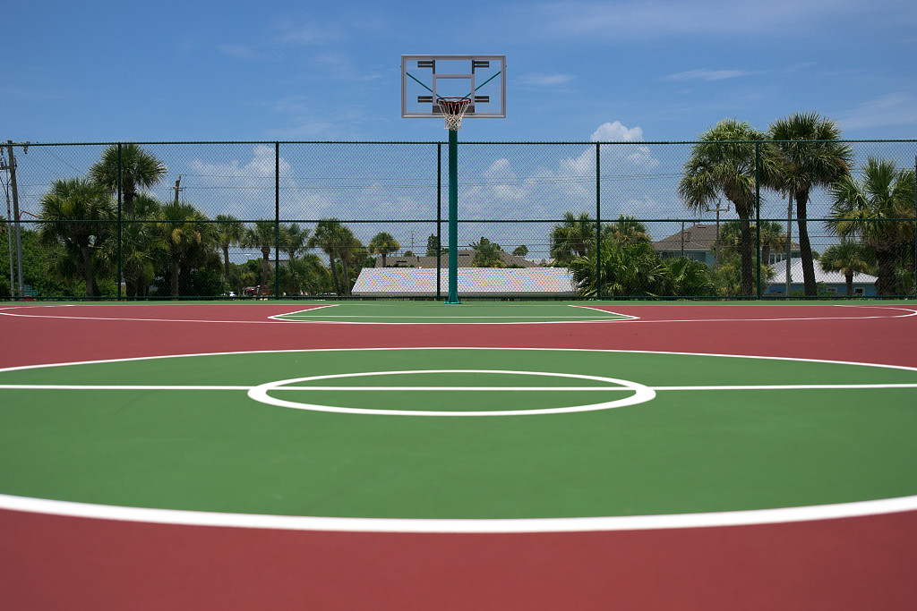 Fire Resistant Seamless Athletic PU Sports Flooring Aging resistance