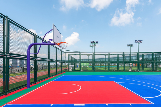China IAAF Standard Kindergarten Interlocking Sports Tiles No Toxic Elements